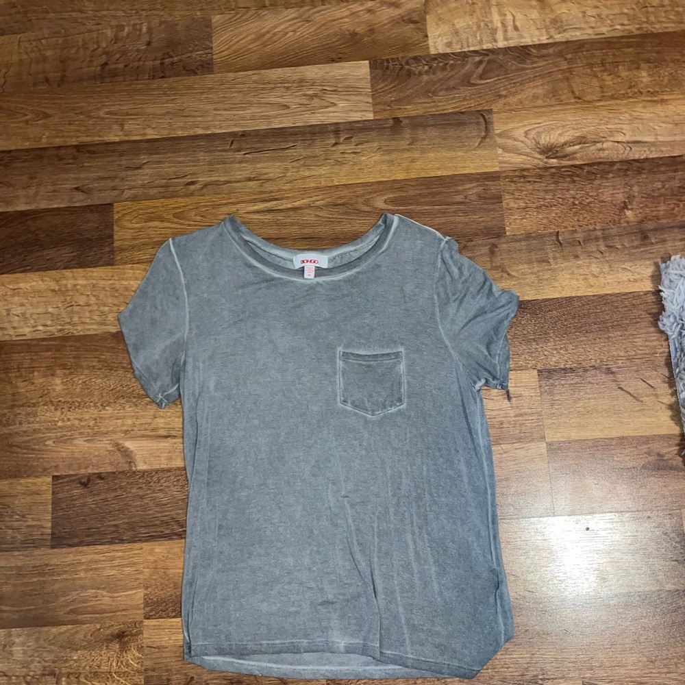 T.J.Maxx Gray Short Sleeve Tee